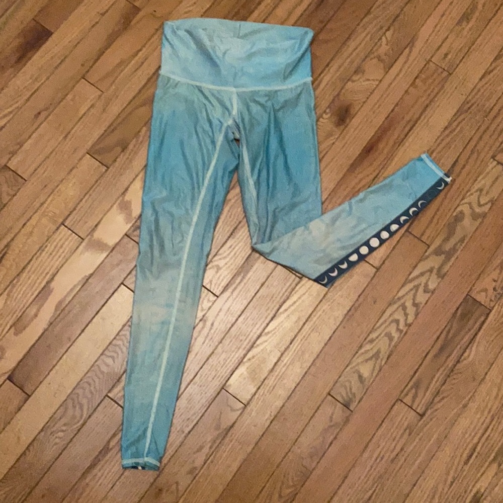 Blue Moon Hotpant by teeki